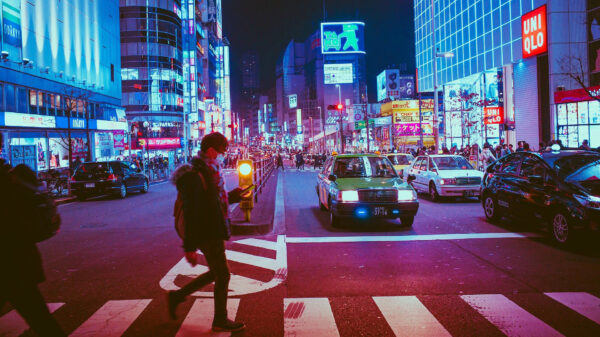 Zeg het maar. Is dit de close call du jour of oversteken als een pro?