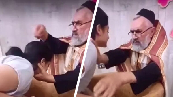 In de naam van de vader, de zoon, de boezem, amen