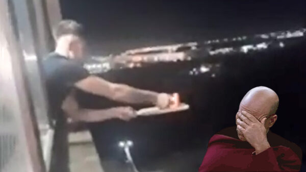 Altijd lachen: vuurwerkje uit het raam schieten