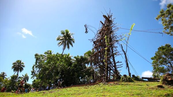 Landduiken is eigenlijk gewoon bungeejumpen zonder veiligheidsuitrusting