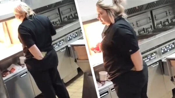 McDonald's-medewerkster zorgt ervoor dat je patatje extra zout is