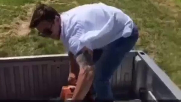 Hey Henk, slinger jij de bosmaaier effe aan