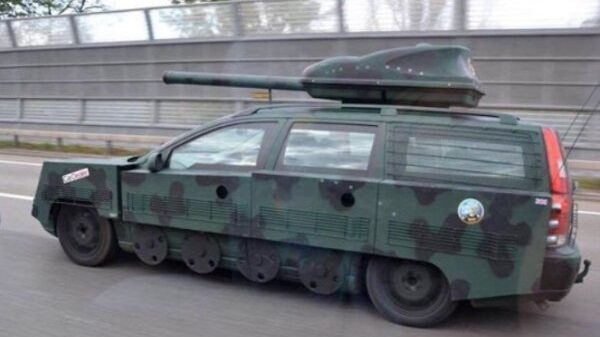 Een verzameling opmerkelijke voertuigen die je niet elke dag voorbij ziet rollen