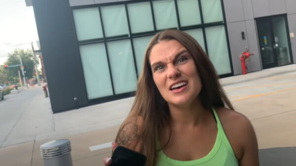 Actiegroep Dads Against Predators betrapt vrouw op heterdaad