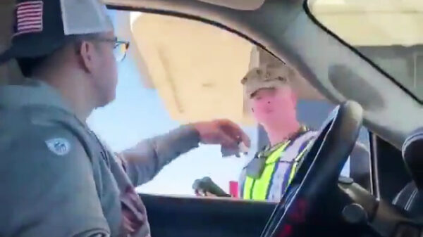 Met Funkytown wordt elk bezoekje aan de douane een stuk gezelliger