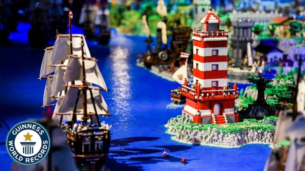 Wereldrecord LEGO-bouwen ziet er met 150 miljoen steentjes knap indrukwekkend uit