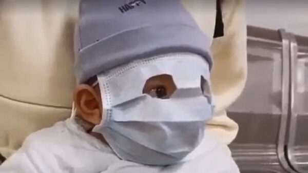 Compilatie: dit is hoe ingeburgerd het mondkapje in China is