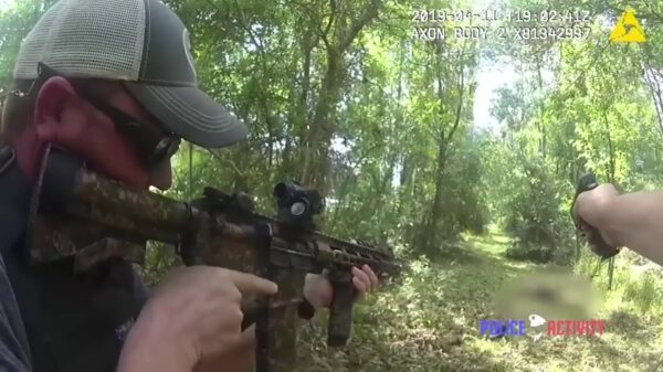 Heftige politieachtervolging eindigt in enorme kogelregen