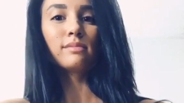 Jongedame laat je even zien wat haar talenten zijn