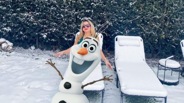 Bikini's in de sneeuw: de Ice Queen Challenge is prima wintervermaak!