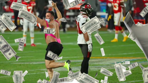 De Super Bowl-streaker blijkt slimme gokker en wint met zijn actie $375.000,-