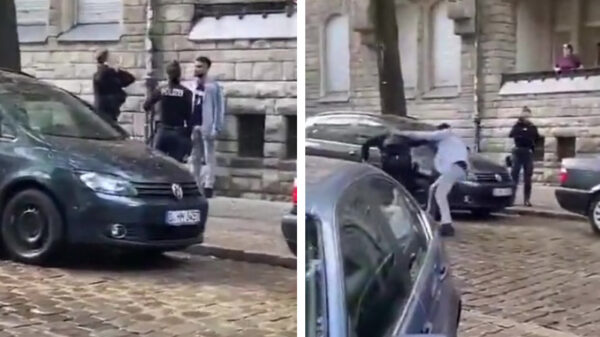 "Hey, als jij die gast effe arresteert blijf ik lekker veilig bij de auto!"