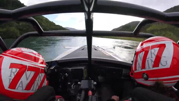 Even lekker met 230 km/u over de river blazen