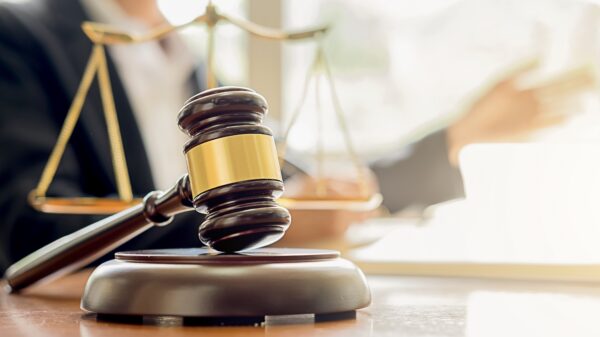 Verrassend: "Invoeren avondklok was toegestaan"