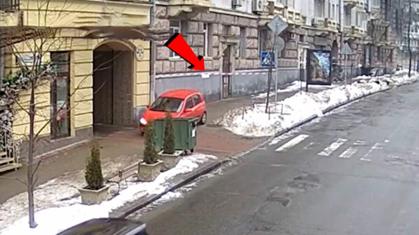 Instant karma voor een behoorlijk eigenwijze chauffeur uit Kiev