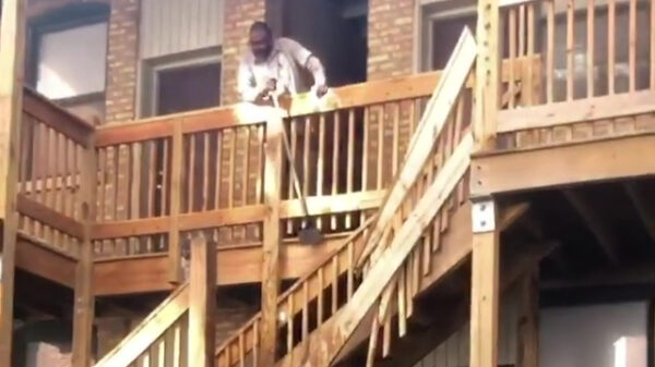 Hey Henk, haal jij die mega-ijspegel effe naar beneden?