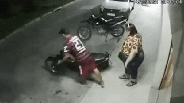 Ambitieus stelletje pakt vanavond weer eens de scooter