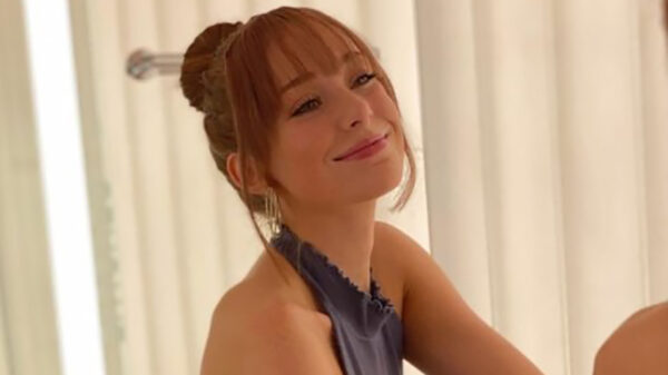 Spiegeltje spiegeltje aan de wand deze vrouwen zijn behoorlijk amusant (49)