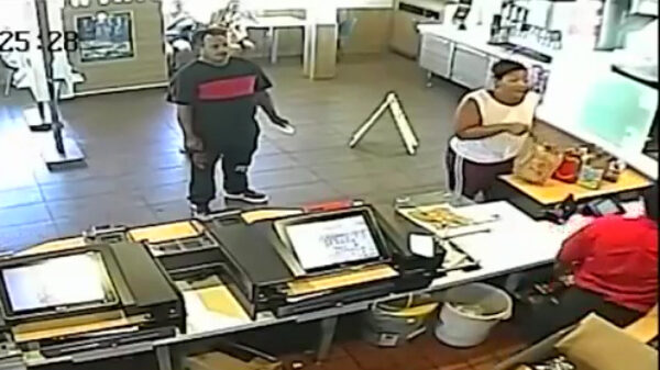 Klachten over je Happy Meal? Hier, een blender voor je bakkes!