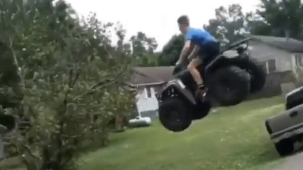 Wel eens een vliegende quad gezien?