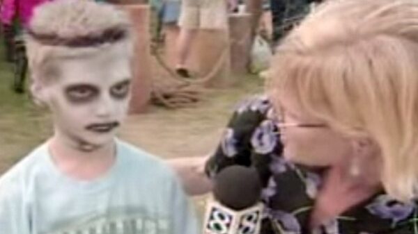 Oude doos: zombiekoter houdt van schildpadden