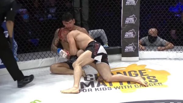 MMA-vechter Khetag Pliev weigert op te geven ondanks compleet afgerukte ringvinger