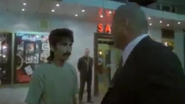 De klassieke German Pimpslap blijft heerlijk om naar te kijken