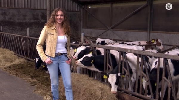 22-jarige boerin Rianne vindt het helemaal niet erg om lekker vies te worden