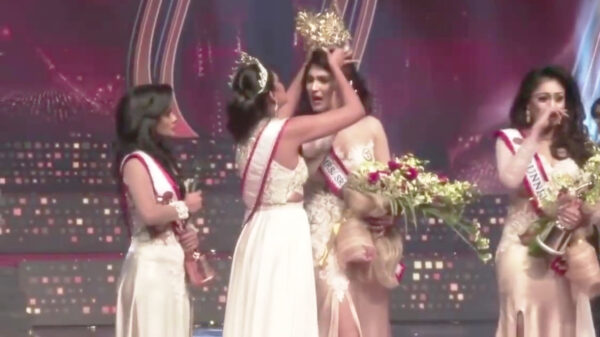 "Valsspelende" Mrs Sri Lanka kan na 1 minuut haar kroon alweer inleveren