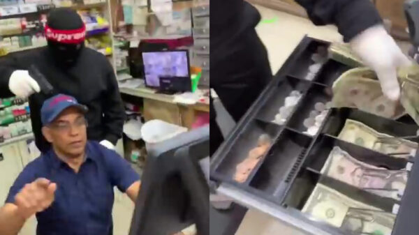 Idiote prankster doet een omgekeerde overval op een winkel