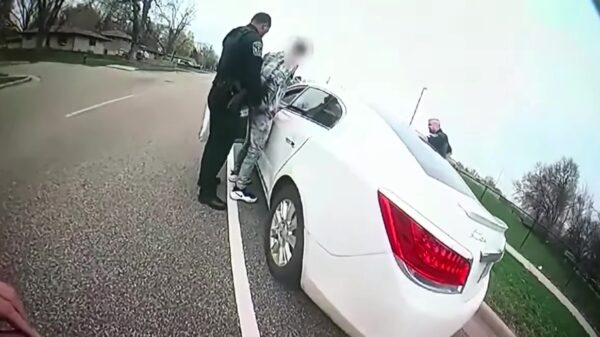 Bodycambeelden: agente die Daunte Wright neerschoot wilde haar taser gebruiken