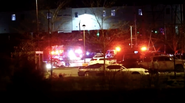 Zwaar gewapende man opent vuur bij vestiging FedEx; tenminste 5 doden en veel gewonden