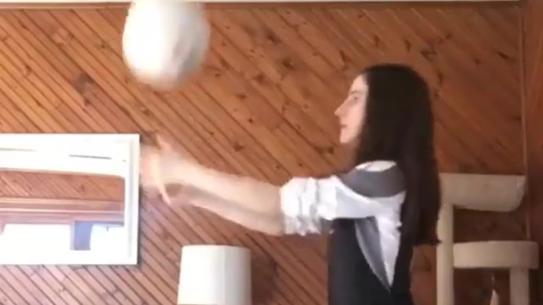 Binnen volleyballen is echt een heel dom idee