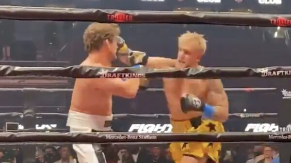 Internet-troll Jake Paul TKO't ex-MMA'er Ben Askren in de eerste ronde