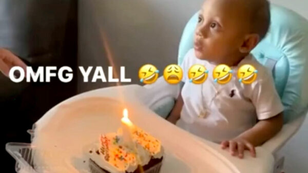 Ouders van het jaar zijn niet in staat fatsoenlijk zijn verjaardag te vieren