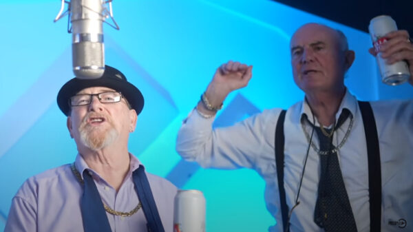 Bejaarde rapbazen Pete & Bas droppen met "Plugged In" weer een keiharde banger