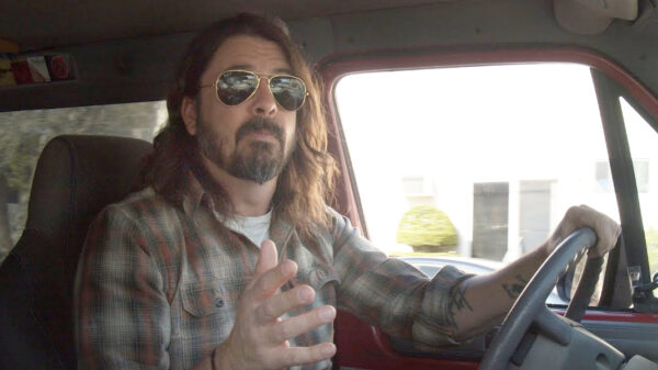 Dave Grohl komt met supervette muziekdocu "What Drives Us"