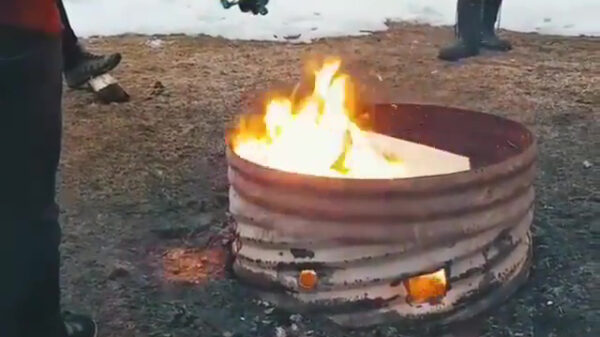 Zo wakker je volledig 2.0 een vuurtje aan