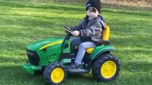 Koter komt onder John Deere terecht