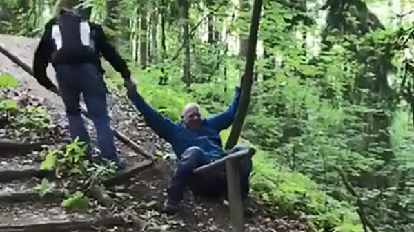 Oude doos: stamgasten hebben de nodige moeite met deze trap