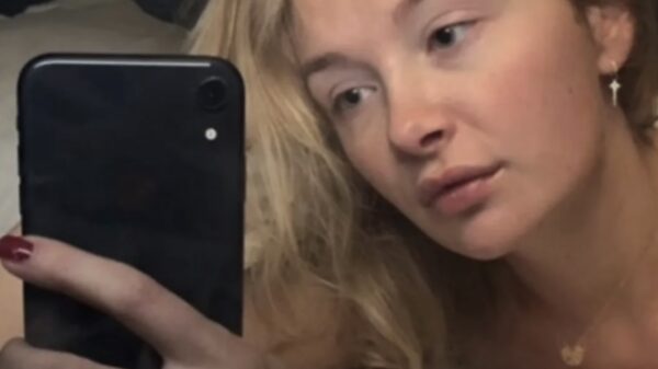 Omdat het kan: Maxime Meiland plempt zichzelf topless op Instagram