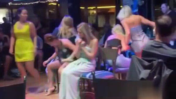 De stoelendans liep nogal uit de hand