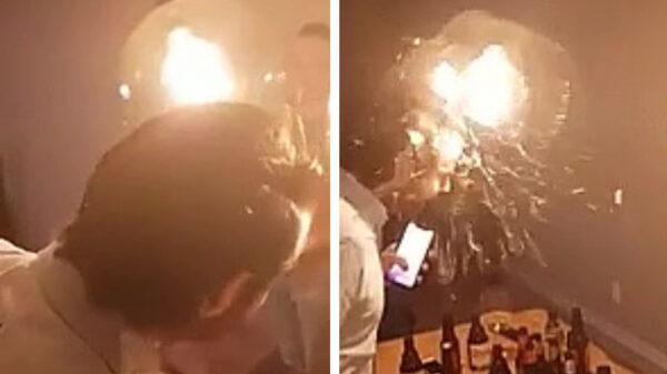 Brekend: glazen lampenkappen ongeschikt om muziek op te maken