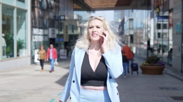 De muzikale monsterhit van de week: IrisQueen - Wat doe je