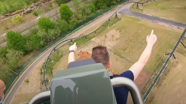 Zo ziet een rondje over Kondaa, de hoogste en snelste achtbaan van de Benelux eruit