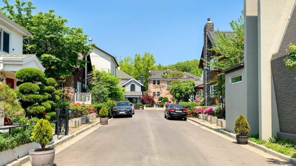 Skoften slow tv: een stukje wandelen in 4k door een vredige dorpje in Zuid-Korea