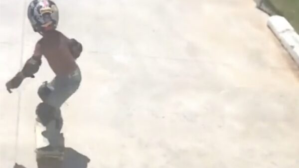 Dames en heren: dit is waarom je een helm draagt