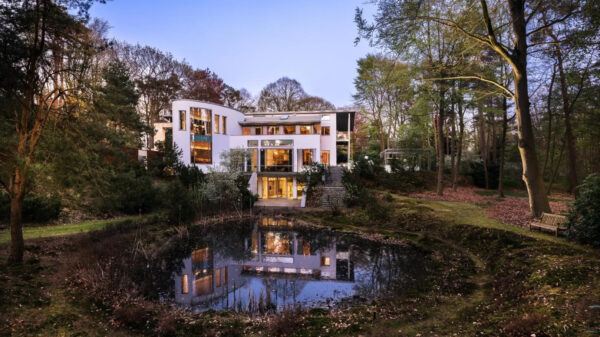 Jackpotwinnaars opgelet: voor slechts €18.000.000,- is dit stulpje van jou