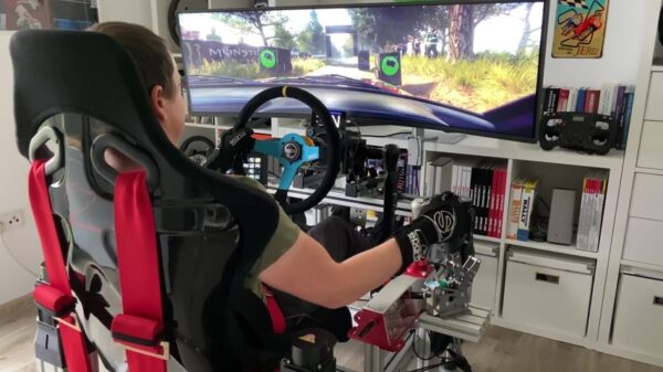 Hebben: met deze gruwelijke simrig blaas je thuis virtueel over elk rallyparcours