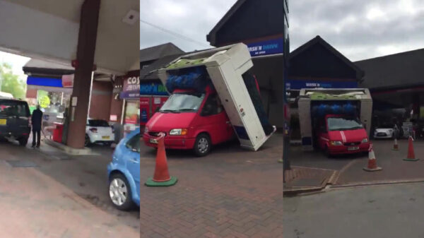 Bestuurder schat hoogte van busje verkeerd in tijdens ritje door wasstraat